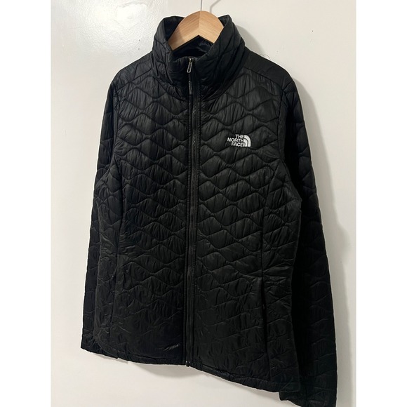 The North Face Women's Quilted Thermoball Eco Insulated Jacket - Black - Picture 3 of 7